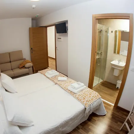 Esquina 3* ميليدي