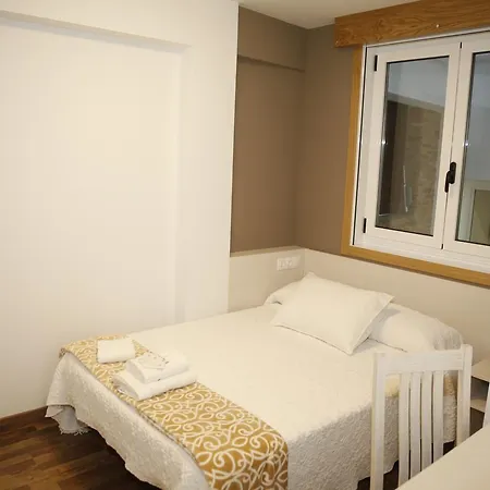 Πανσιόν Esquina 3*