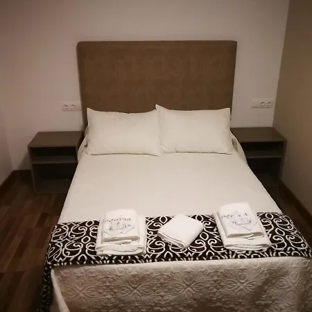 Esquina 3* ميليدي