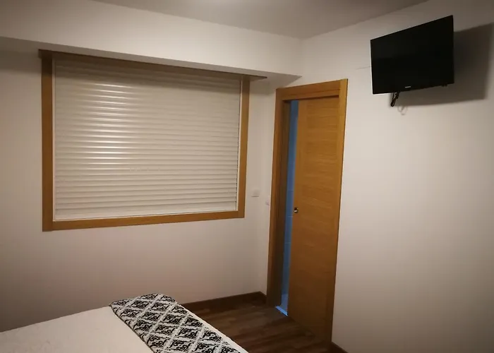 Πανσιόν Esquina 3*