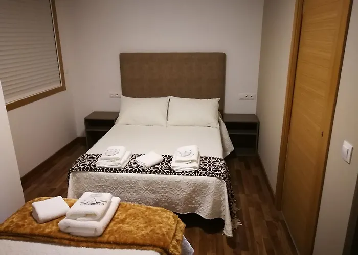 Πανσιόν Esquina 3*